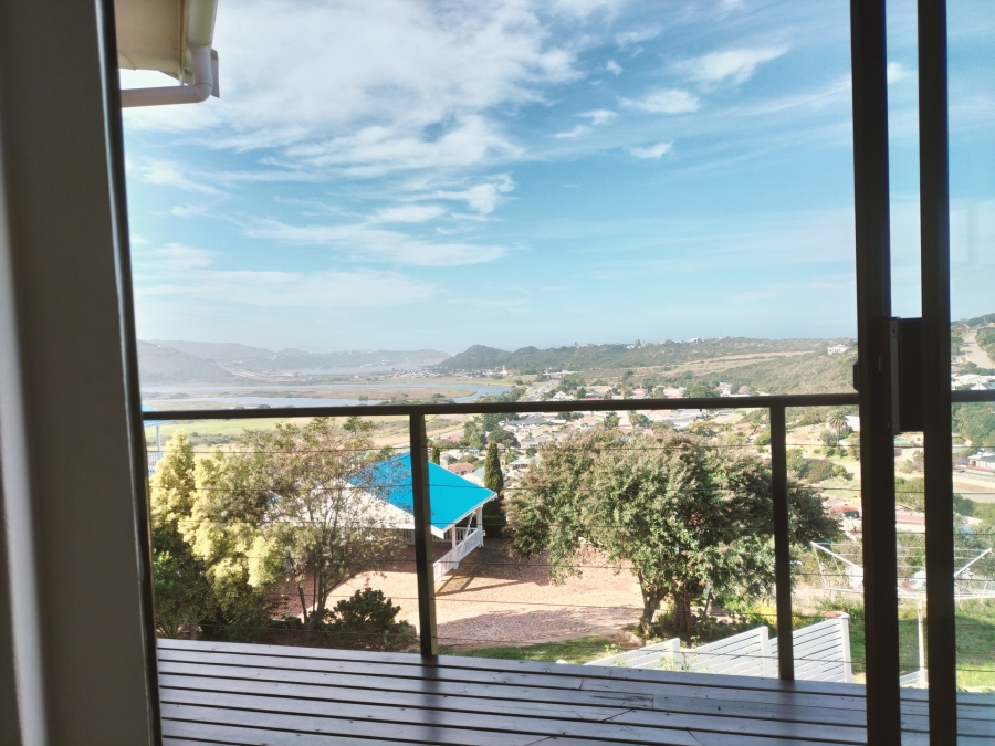 6 Bedroom Property for Sale in Grootbrakhoogte Western Cape